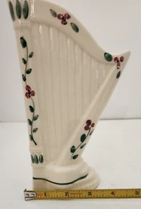 BEAUTIFUL VINTAGE CREAM COLORED HARP WALL POCKET W/ HAND PAINTED FLOWERS - Picture 1 of 9
