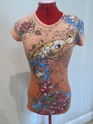 Camiseta con flores y peces  Foto 1 de 4