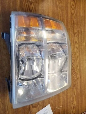 Faro derecho pasajero para camioneta Silverado 2500 07-14 400009 Foto 1 de 4