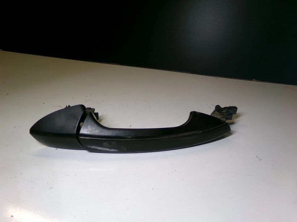 Manija puerta exterior delantera derecha 2047600420 08-14 mercedes-benz w204 c300 c350 Foto 1 de 4