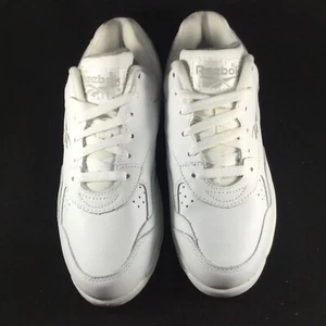 Reebok Women's Walking Shoes Size 7.5 White - Picture 1 of 11