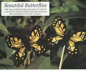 Butterfly Plant Poke - 2" x 1-7/8" - 14 count pc - PLASTIC CANVAS PATTERN ONLY - Picture 1 of 2