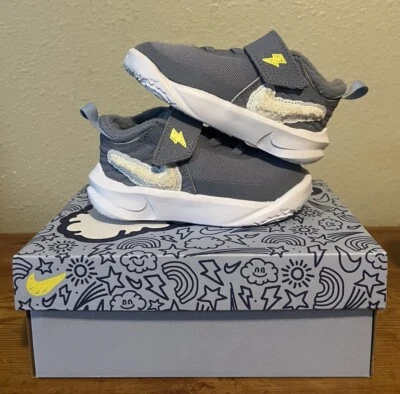 Nuevo Nike Team Hustle D 10 DREAM Cloud Niño Pequeño 7C NUEVO con CAJA Foto 1 de 4