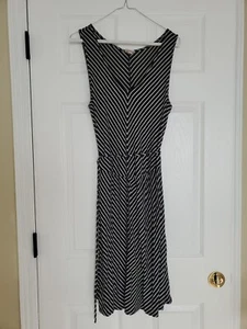 🌹Merona Women's Sleeveless maxi Dress V Neck Black Striped Jersey Knit Size M🌹 - Picture 1 of 4