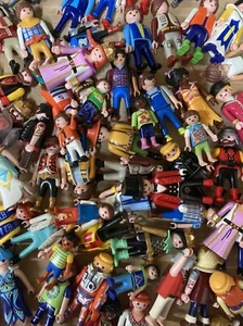 Playmobil Figuras Familia Hombres Mujeres Niño Princesa Caballero Usado - Imagen 1 de 16