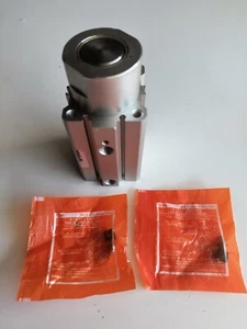 SMC RSDQA40-30D CILINDRO, TAPPO, AUTO-SW - Foto 1 di 6