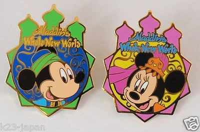 Prendedor Premio Juego Tokyo Disney Resort Aladdin Mundo Nuevo Mickey & Minnie   Foto 1 de 4