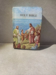 A Child's Bible Young Reader's Bible King James Version Year 1972 - Picture 1 of 13