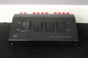 HQ Pre Switch-4 - Sélecteur 4 voies pour enceintes - Boîtier robuste & fiable - Picture 1 of 5