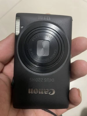 Canon IXUS220/ELPH300HS/IXY410F-12.1MP, 5x Zoom (24-120mm), 1080P,Compact Camera - Image 1 of 4