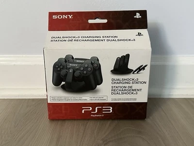 Estación de Carga Controlador DualShock 3 Oficial PS3 2 Clips CECH-ZDC1U Caja Abierta Foto 1 de 4