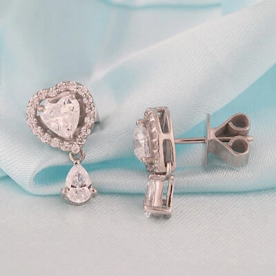 Pendientes colgantes y colgantes de boda de diamantes simulados con corte de corazón de 2,50 quilates de plata 925 Foto 1 de 4