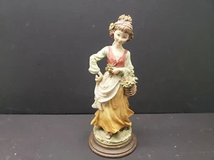 Guiseppe Armani Country Girl Figurine Capodimonte Italy 8 1/2" - Picture 1 of 11