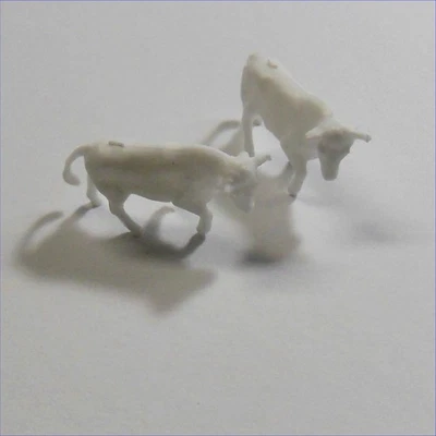 Matchbox Lesney 37de Cattle Truck Pair of White Plastic Bulls - Image 1 of 4