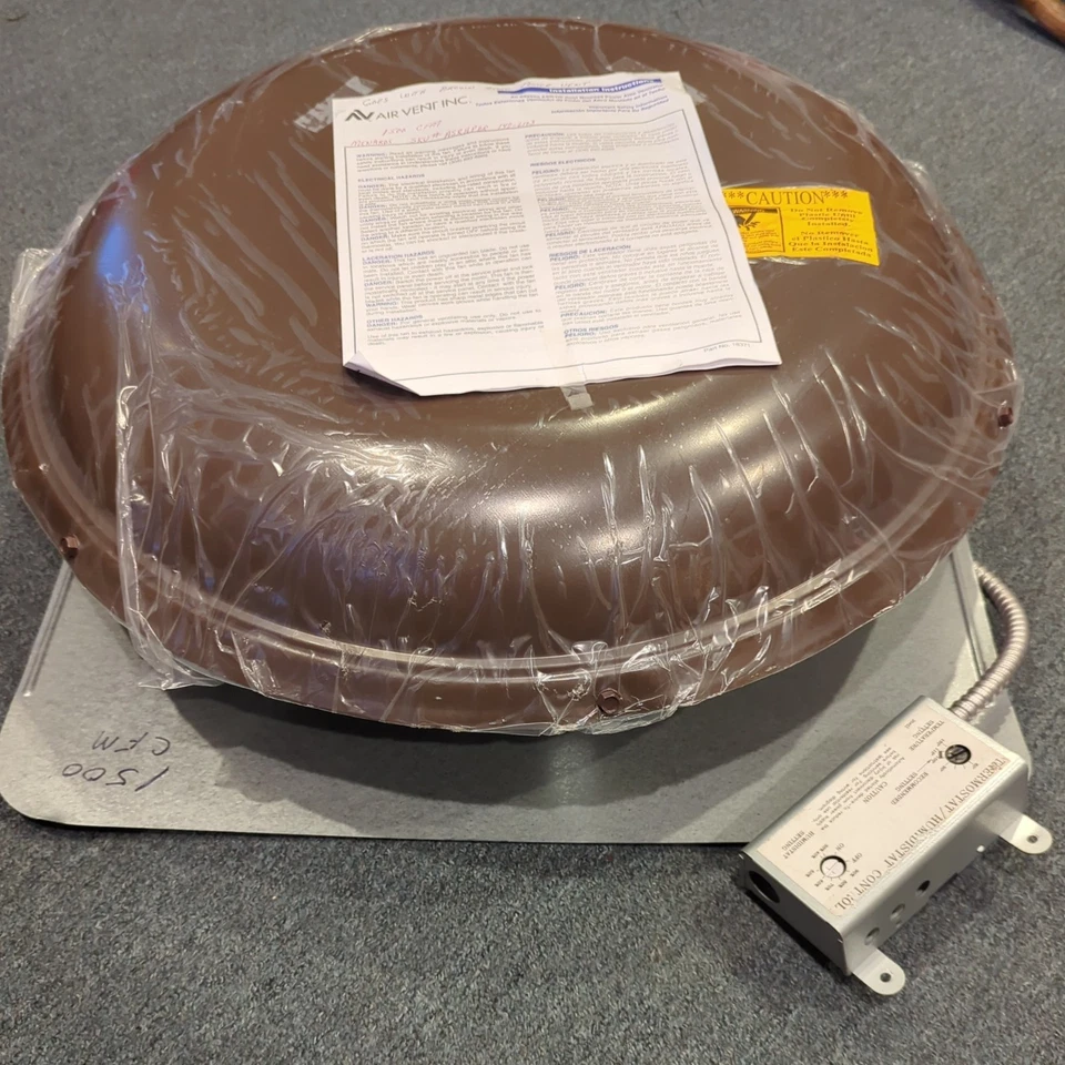 Air Vent Inc 1500 куб. футов/мин, 2100 кв. футов коричневый чердачный вентилятор с креплением на крышу - Изображение 1 из 4
