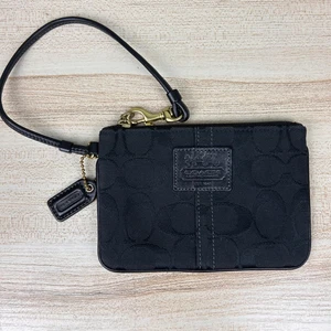 Coach Signature C Monogram Logo Black Jacquard Wristlet Purse Coin Wallet Clutch - Bild 1 von 7