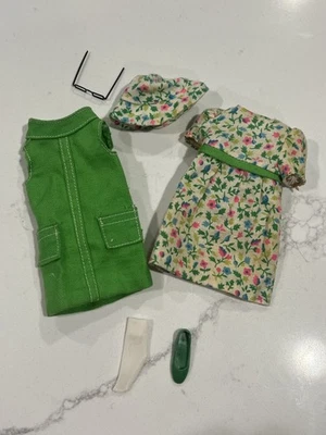 Traje vintage 1967 patrón raro estilo derecho #1942 casi completo Foto 1 de 4