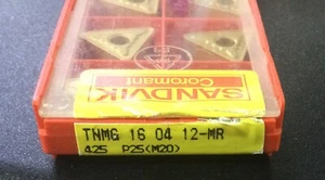 INSERTI TORNITURA IN CARBURO SANDVIK COROMANT - Foto 1 di 3