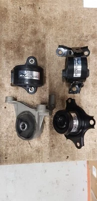 CIVIC ES '01-05 1.7 MT SEDAN HARDEN ENGINE MOUNT 4PCS/SET - Image 1 of 4