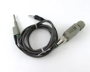 Tektronix P6130 Oscilloscope Probe 10MΩ 13.2pF 10x 2 Meter - Picture 1 of 3