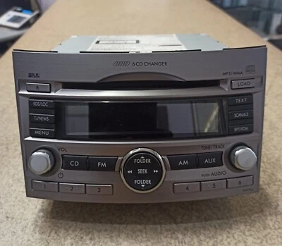 Autoradio Subaru / Panasonic originale ( lettore a 6 CD ) - Immagine 1 di 3