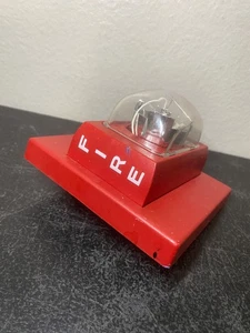 Wheelock Alarma de Incendio Estroboscópica Pared Roja, Modelo Desconocido, Usado, ¡BUENO! - Imagen 1 de 5