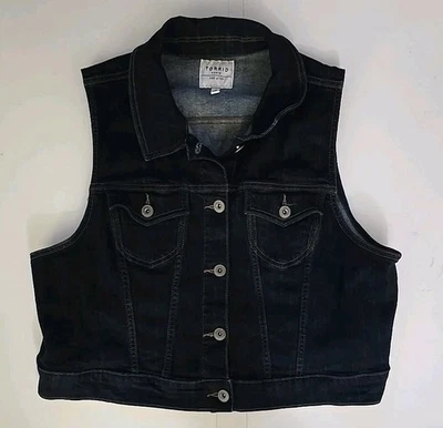 Chaleco de mezclilla Torrid talla 3 (3X) lavado oscuro chaqueta de jean sin mangas talla grande Foto 1 de 4