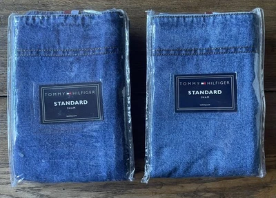 Nuevas 2 fundas de almohada de mezclilla Tommy Hilfiger estándar 20 X26 lavadas a la piedra en paquetes Foto 1 de 4