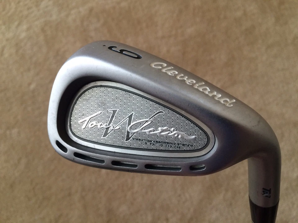 Ladies Cleveland Tour Action TA7 W Series 9 Iron Women's Flex Graphite Shaft - Image 1 of 4