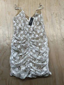 Mini abito donna Lulus taglia Large bianco pizzo nuovo spalline spaghetti nuovo con etichette $58 - Foto 1 di 5