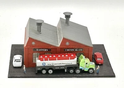 Model Power 2575 N Scale Custom "Eastern Chemicals Co," Fully Assembled Lighted - Image 1 of 4