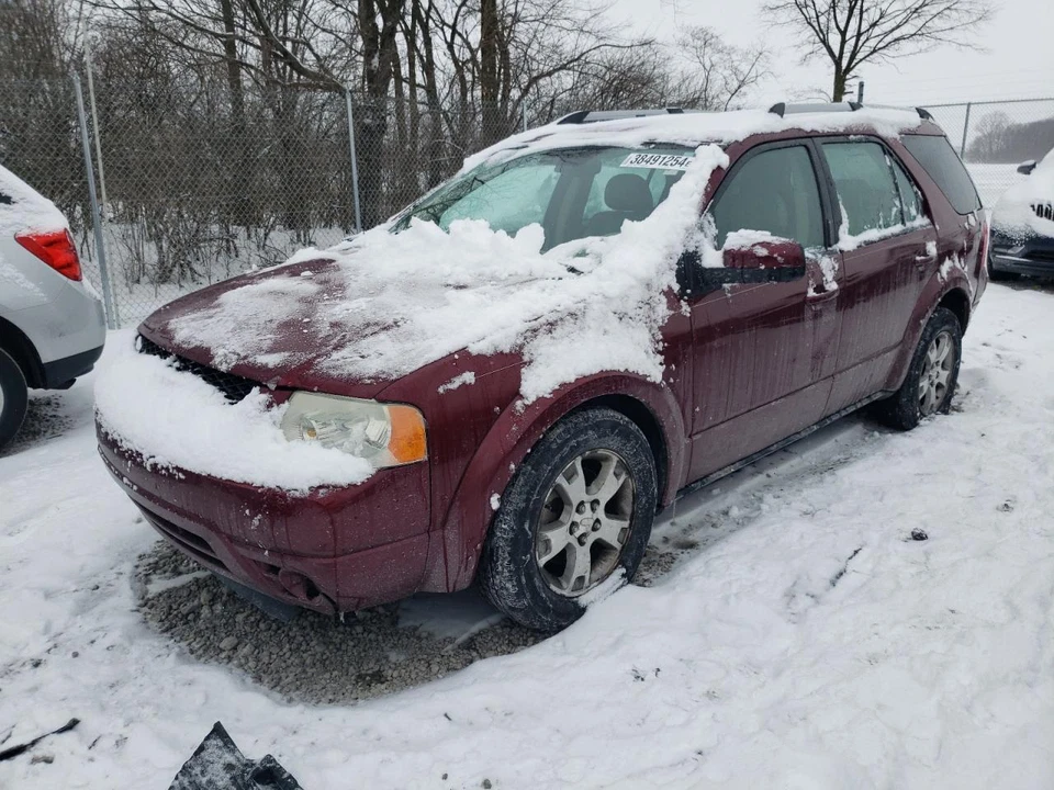 Conjunto de bomba y motor ABS usado se adapta a: Ford Freestyle 2006 montaje tracción delantera con tracción Foto 1 de 4