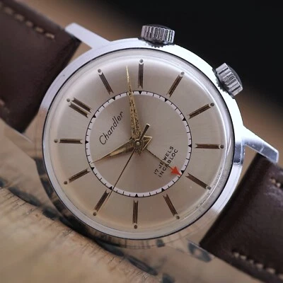 BONITA ALARMA MUÑECA SUIZA CHANDLER AÑOS 60 • CAL. AS 1475 • REPARADO Foto 1 de 4