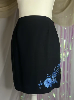 Офис сирена маленький изысканный черный юбка синий цветок бисером аппликация sz 4 - Изображение 1 из 4