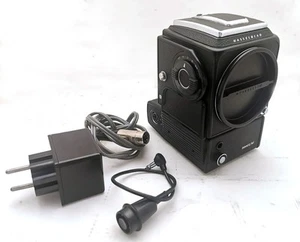 Hasselblad 500 EL/M Medium Format Camera Body NON TESTATA - Foto 1 di 17