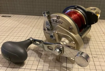Carrete de baitcasting Shimano Kaikon EV 3000T para Shiogai, usado, contador de línea Foto 1 de 4