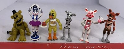 Lote de 6 figuras Five Nights At Freddy’s Chica, Foxy, Ballora, Golden Freddy 2,5 Foto 1 de 4