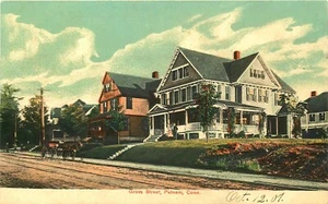 STREET SCENE, PUTNAM, CONNECTICUT, VINTAGE POSTCARD - Picture 1 of 2