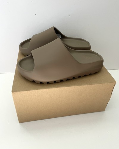 Adidas Yeezy Slides Earth Brown UK taglie 8 e 9