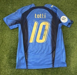Francesco Totti Signed Italy 2006 Home Shirt - Picture 1 of 1