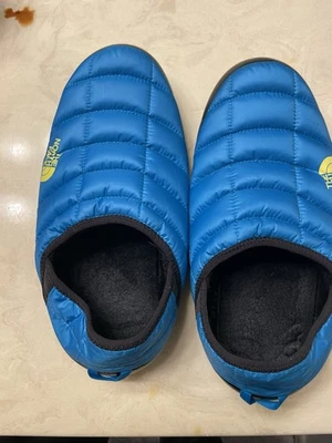 The North Face Men's ThermoBall Traction Mule V Slippers Size 12 US - Image 1 of 4