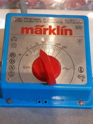 Märklin Trafo 37540 - Primär Selbstschalter T25/E - Bild 1 von 3