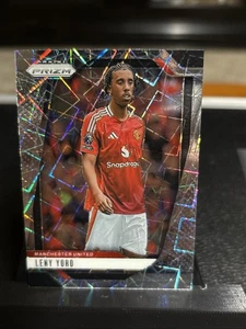 Prizm Premier League 2024-25 Leny Yoro PLATA LÁSER SP Hombre United - Imagen 1 de 2
