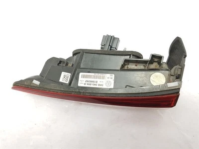 Luz trasera interior trasera VW Golf 2020 lado del conductor derecha 5 puertas hatchback 5H0945094D Foto 1 de 4