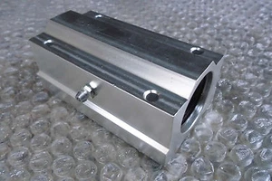 10 piezas 30 mm router movimiento SC30LUU rodamiento unidad de bloque sólido XYZ CNC serie SCL - Imagen 1 de 4