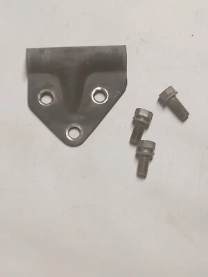 1981 Honda CM400E двигателя вешалка пластина крепление кронштейн 11851-413-000 - Изображение 1 из 4