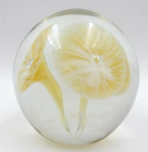 VINTAGE TRIPLE WHITE FLOWER FLORAL HANDBLOWN ART GLASS PAPERWEIGHT - Picture 1 of 7