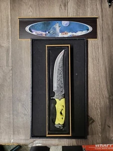 Wolf 11" Knife with Engraved Blade and Carved Handle - Picture 1 of 2