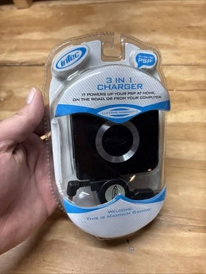 Cargador 3 en 1 para PSP de Intec Nuevo Envío Rápido Foto 1 de 4