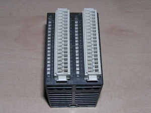 Unused - VIPA 221-2BL10 E:2 SM221 DI 32xDC24V w/o original box - Picture 1 of 8